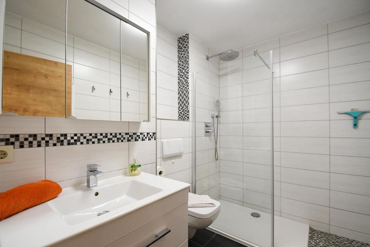 Apartment Weitblick Mit Logia Lobbe